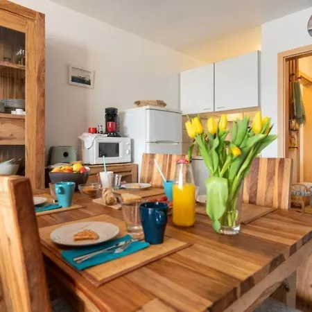 Haus-Schoenblick-Wohnung-2 Apartamento